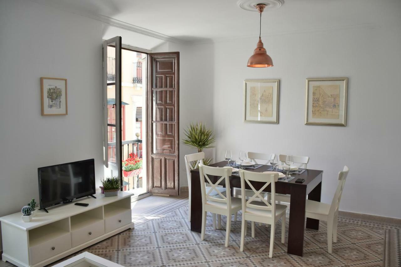 Apartament La Casa Junto A La Catedral Grenada Zewnętrze zdjęcie